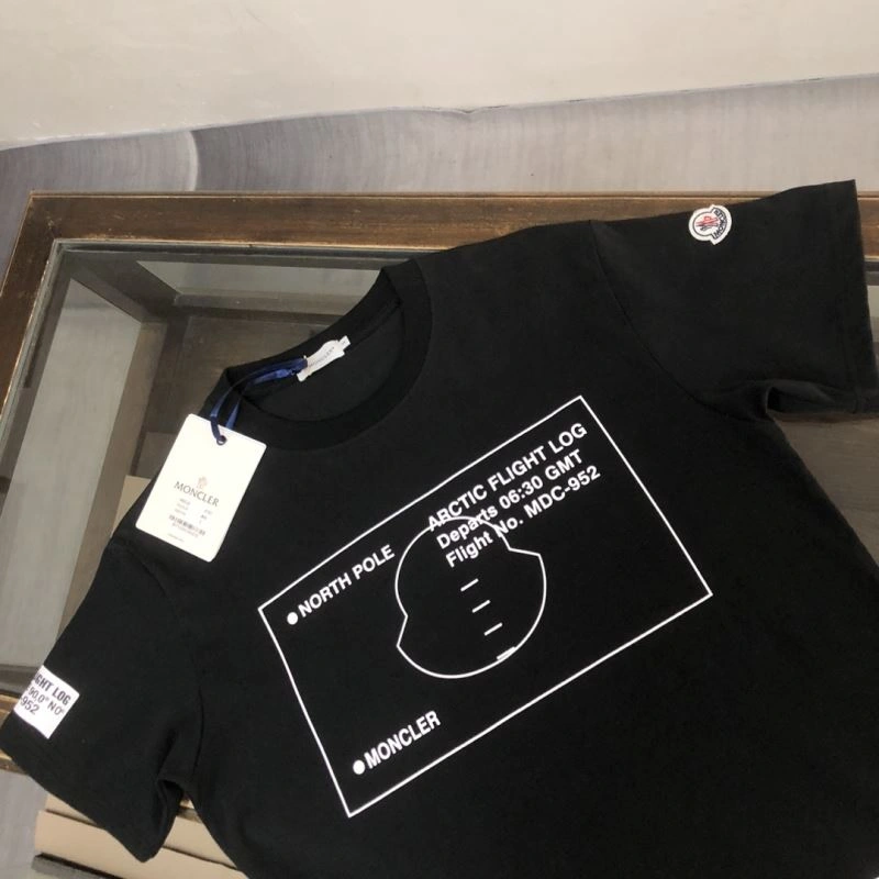 MultiPurpose Moncler T-Shirts 142860