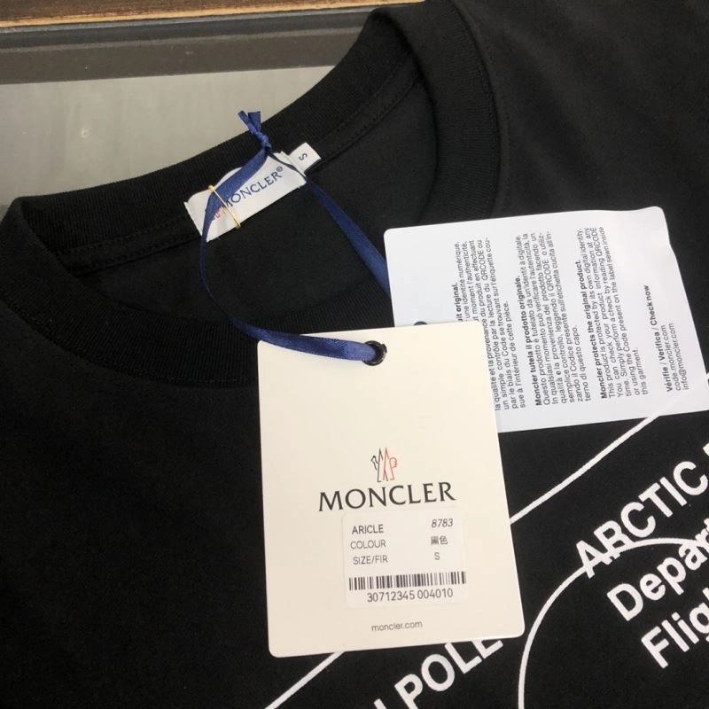 MultiPurpose Moncler T-Shirts 142860