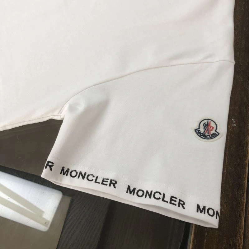 Moncler T-Shirts Unique 142866