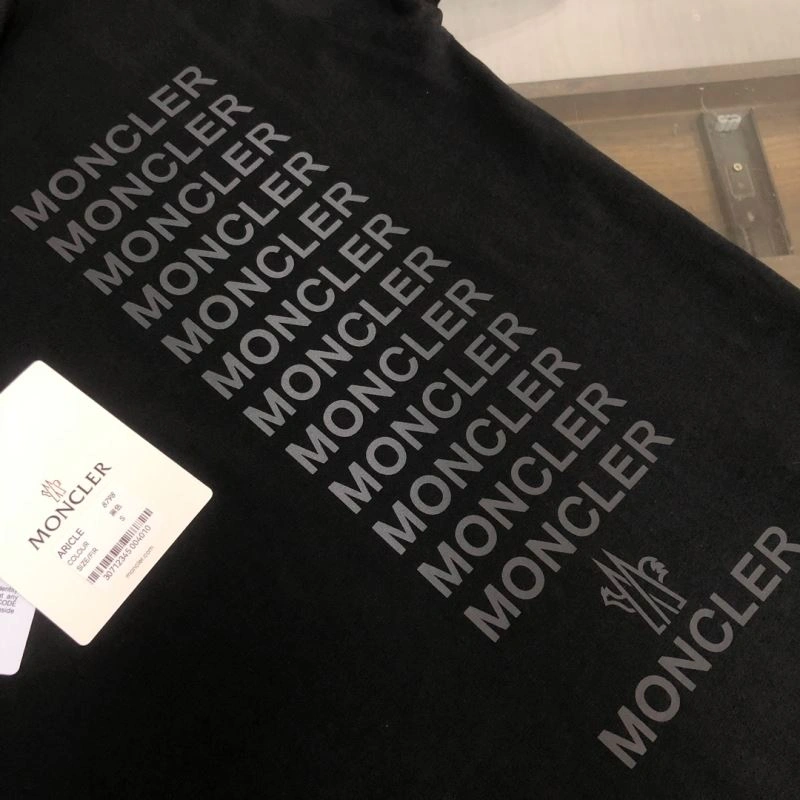 Moncler T-Shirts OdorResistant 142867