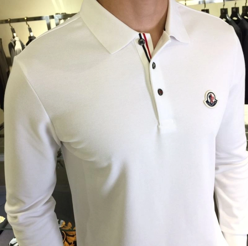 Bold Moncler T-Shirts 142324