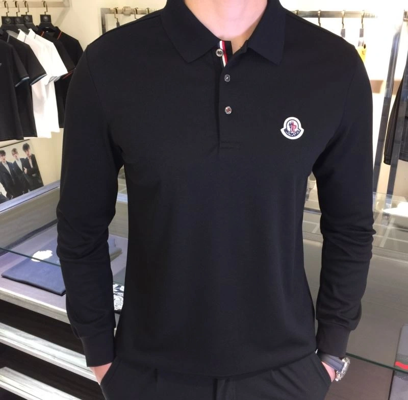 Elegant Moncler T-Shirts 142321