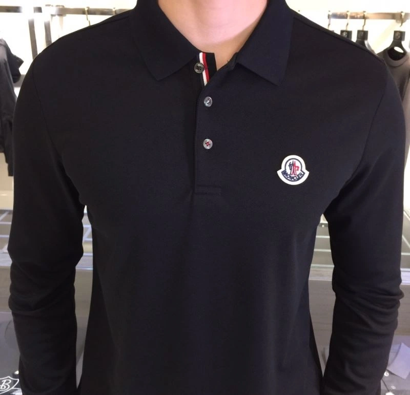 Elegant Moncler T-Shirts 142321