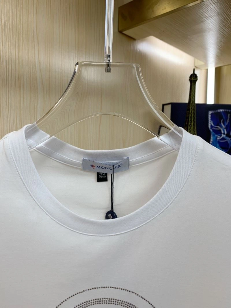 Moncler T-Shirts ComfortFit 142316
