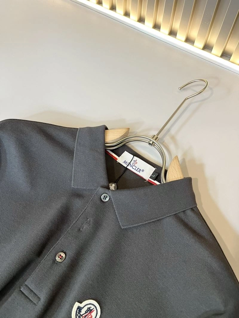 Durable Moncler T-Shirts 142300