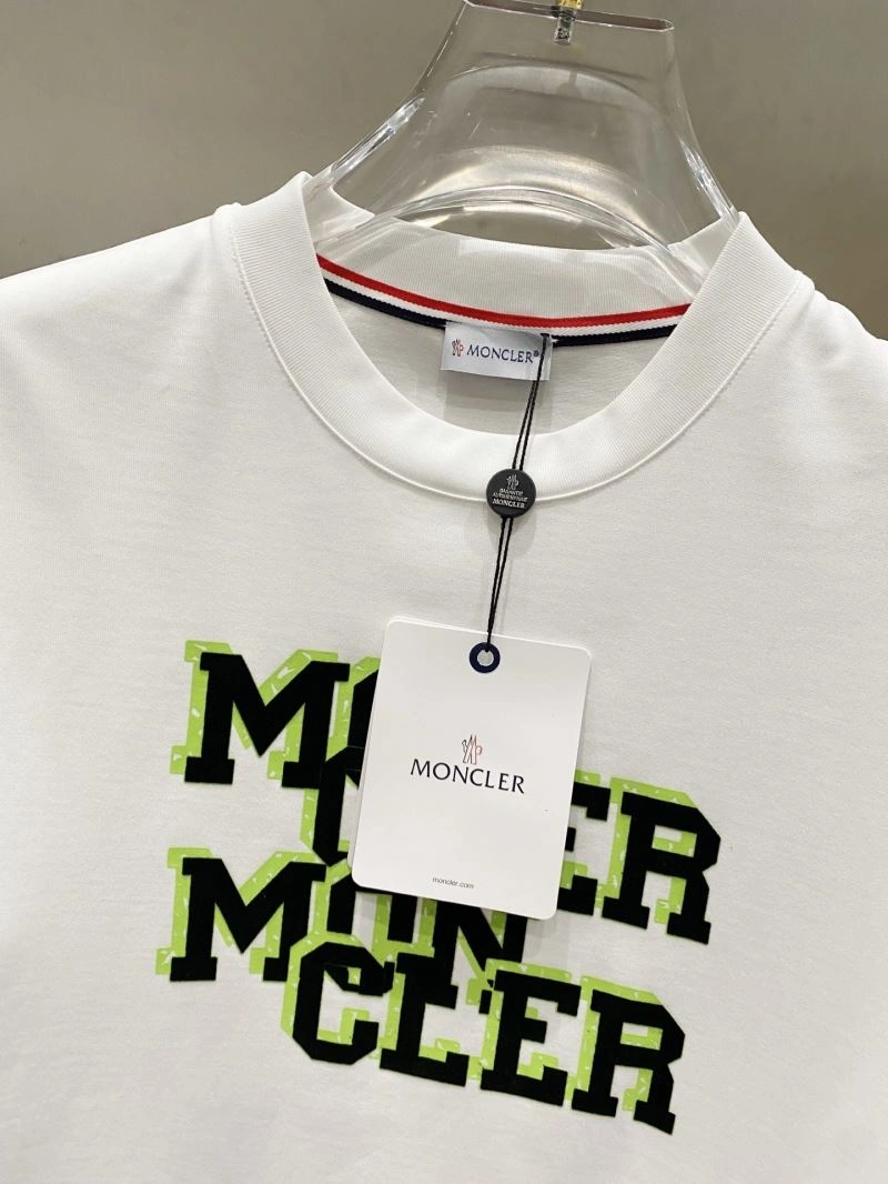 Snug Moncler T-Shirts 142292