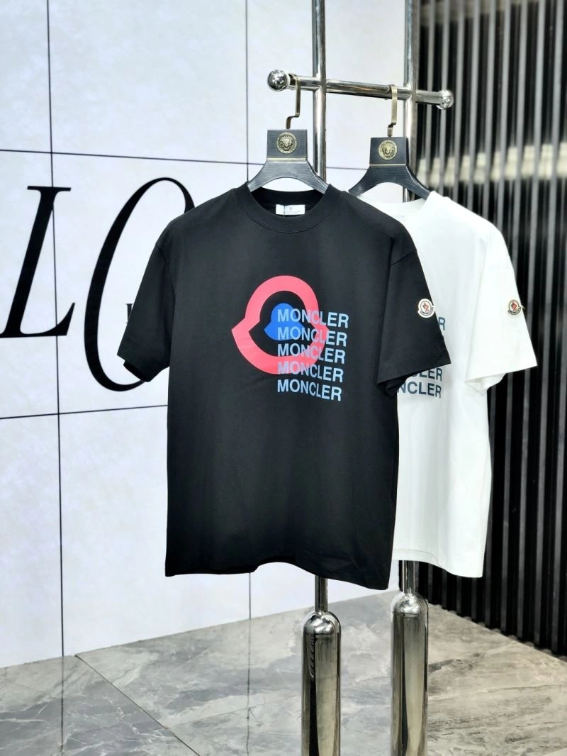 UrbanChic Moncler T-Shirts 142298