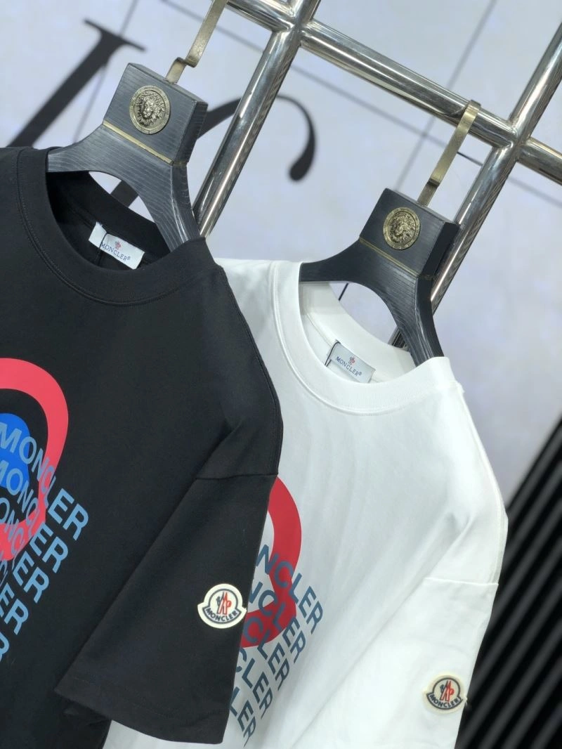 UrbanChic Moncler T-Shirts 142298