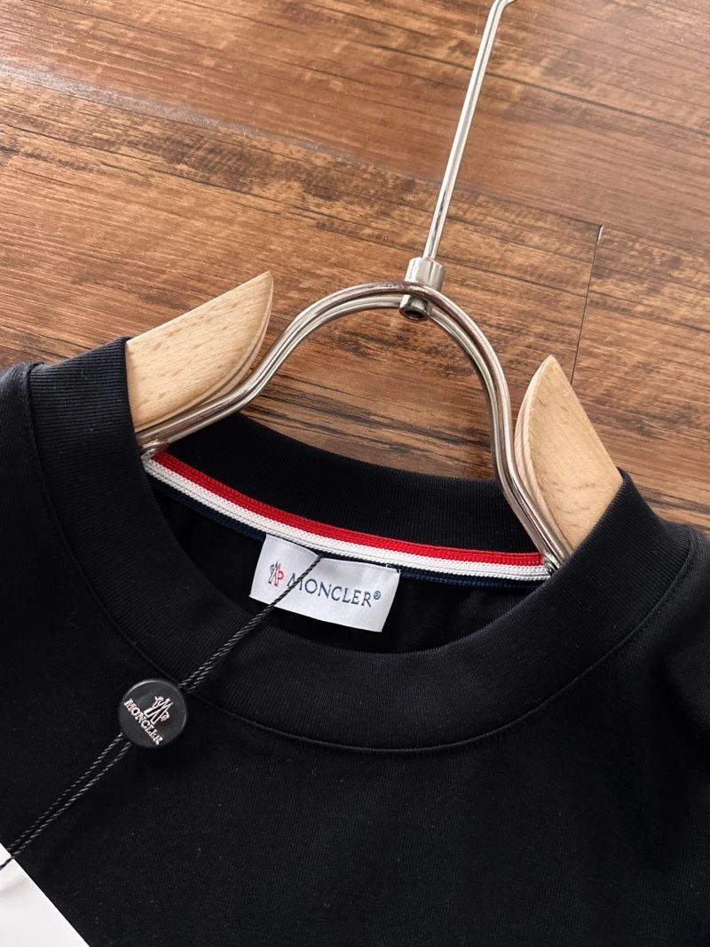 Moncler T-Shirts Attractive 142356