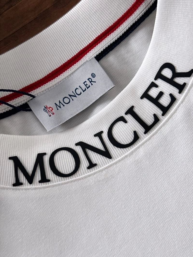 Supportive Moncler T-Shirts 142282