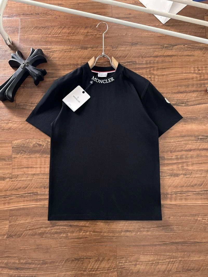 Moncler T-Shirts Thermal 142293