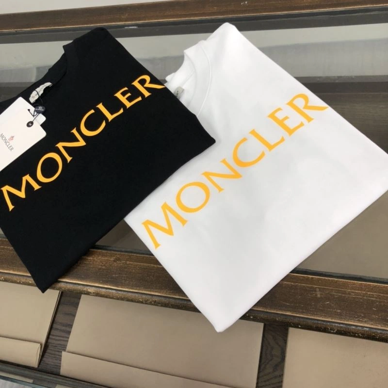 Sleek Moncler T-Shirts 142285
