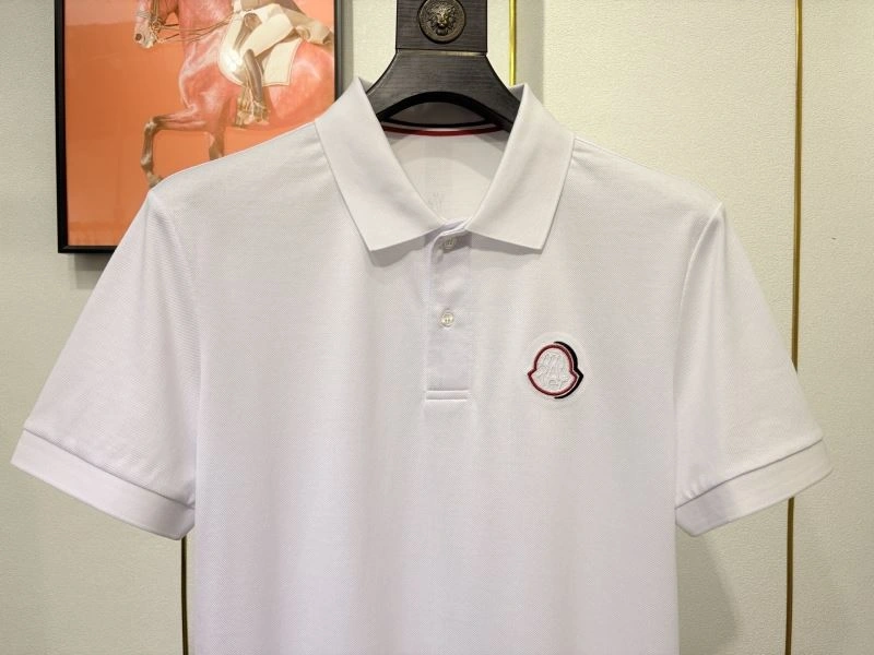 Moncler T-Shirts UrbanChic 142276