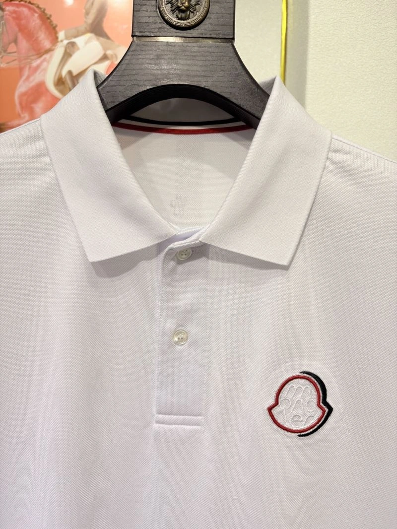 Moncler T-Shirts UrbanChic 142276