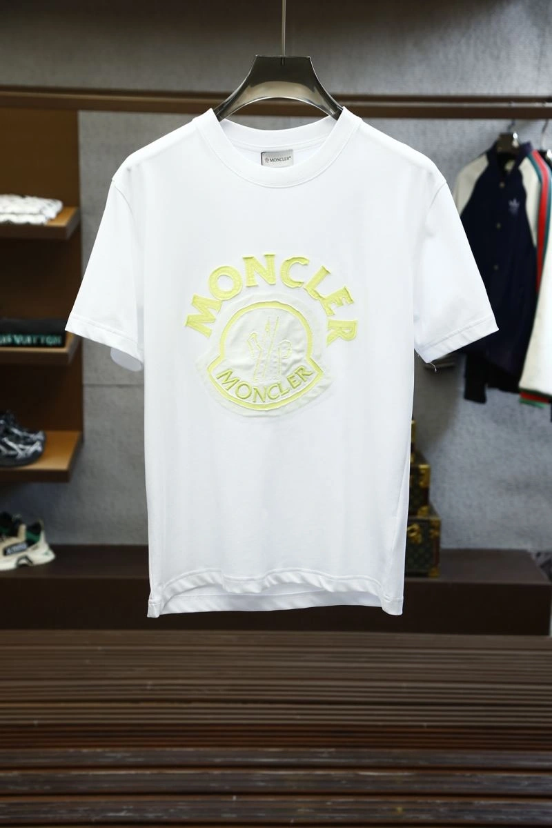Moncler T-Shirts Neat 142254