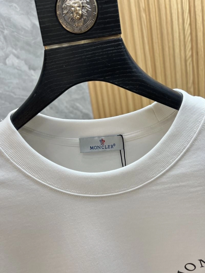 Moncler T-Shirts Tailored 142250