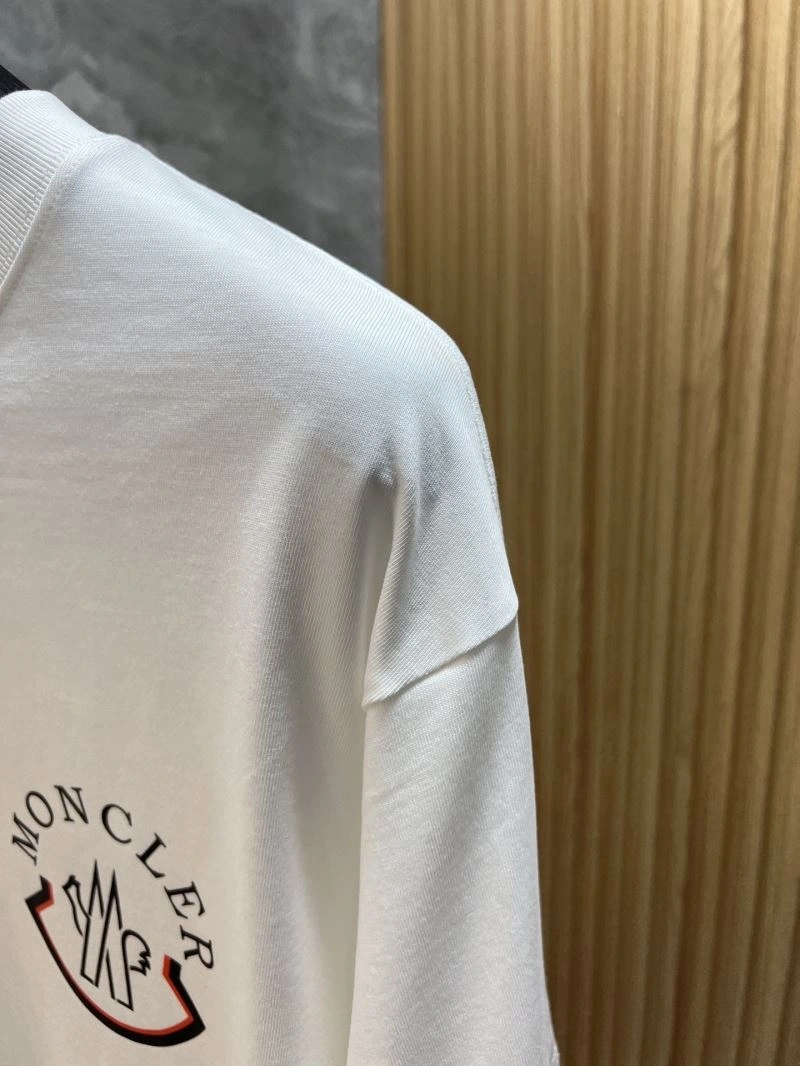 Moncler T-Shirts Tailored 142250