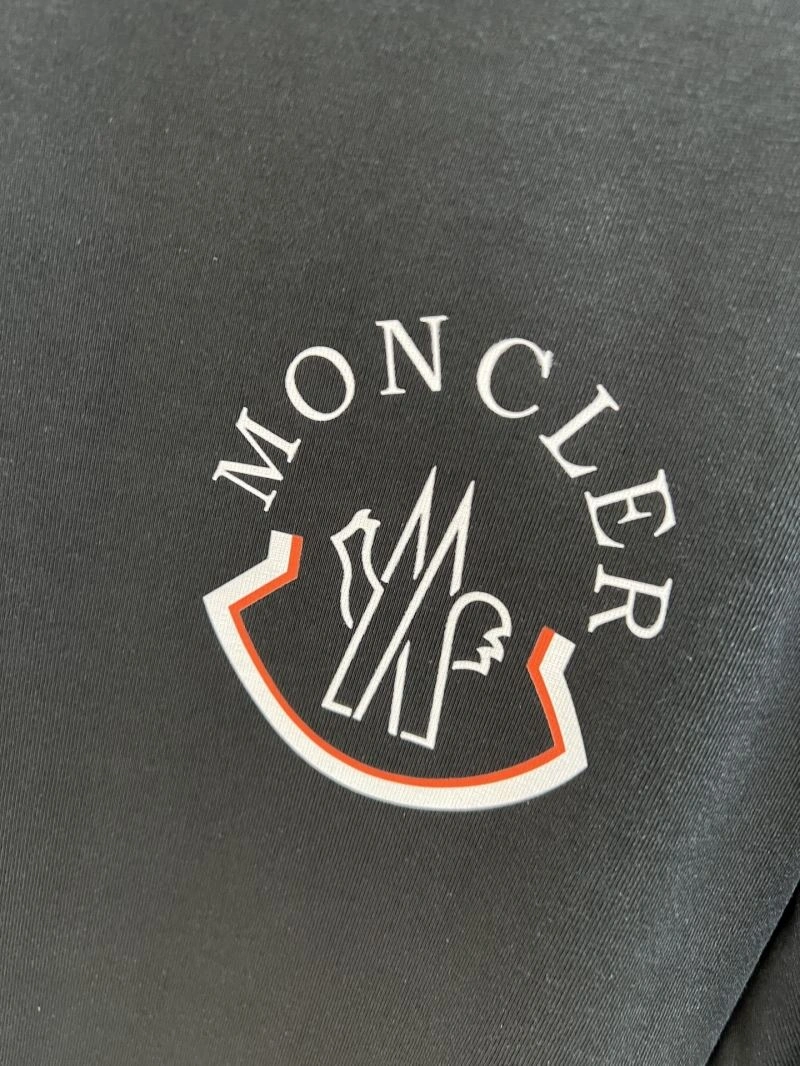 Moncler T-Shirts Timeless 142263