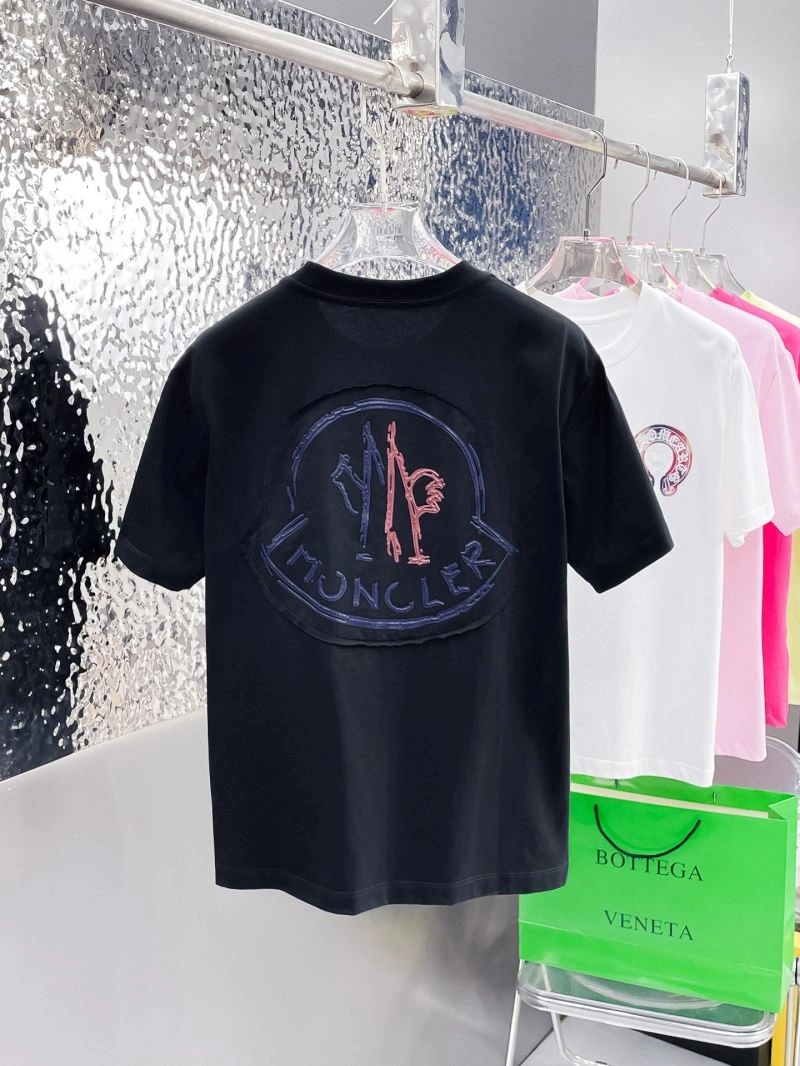 Moncler T-Shirts WaterResistant 142275