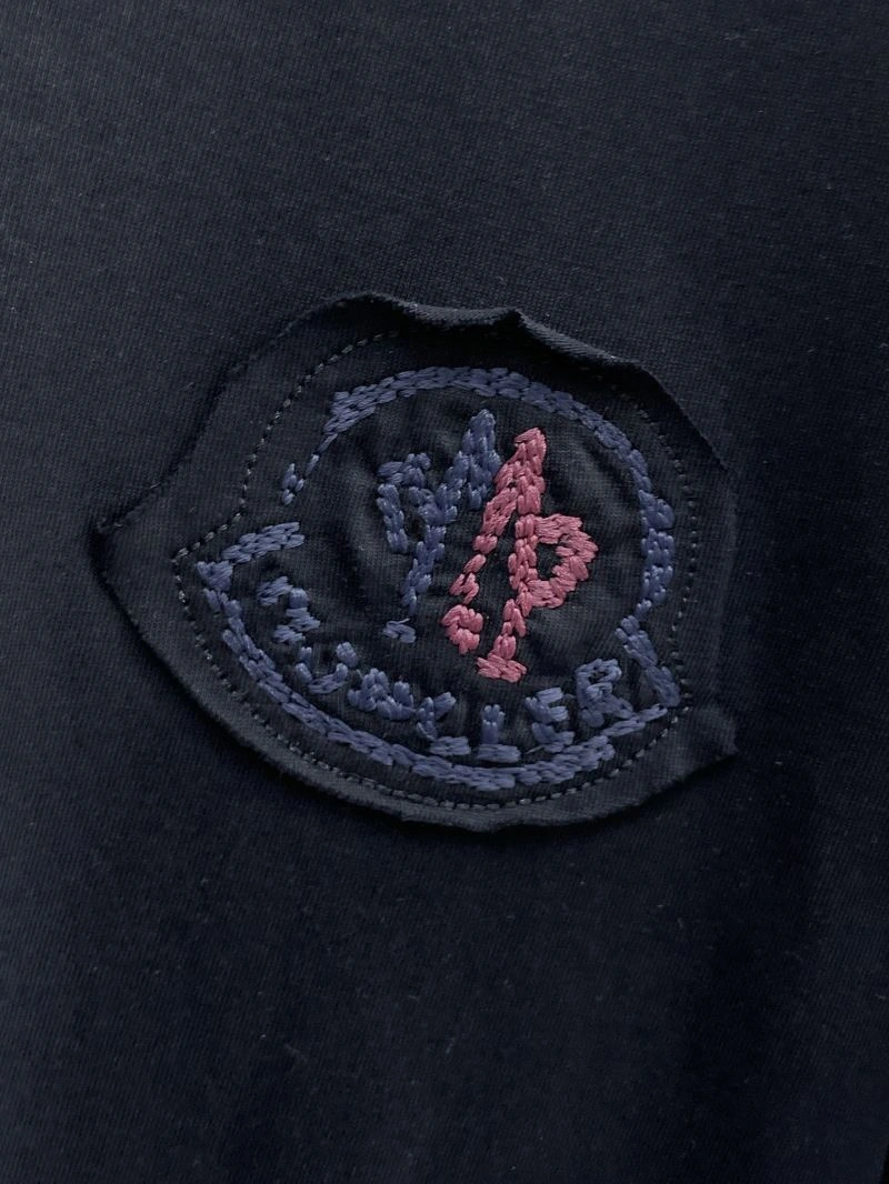 Moncler T-Shirts WaterResistant 142275