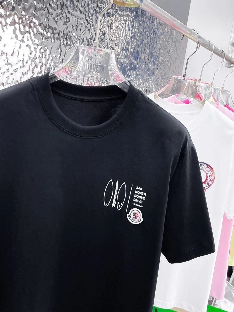 Classic Moncler T-Shirts 142247
