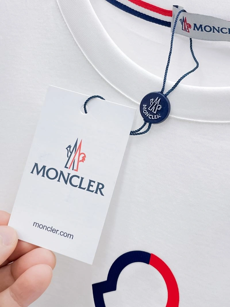 BestValue Moncler T-Shirts 142252