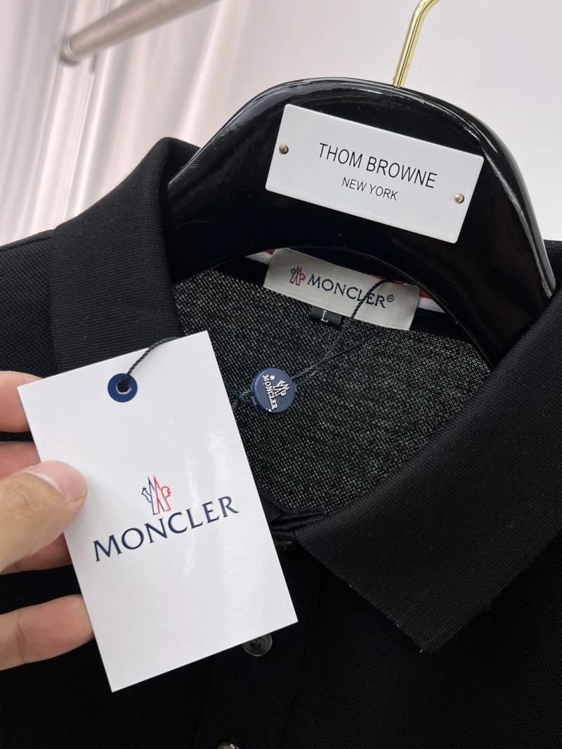 Moncler T-Shirts Compact 142237