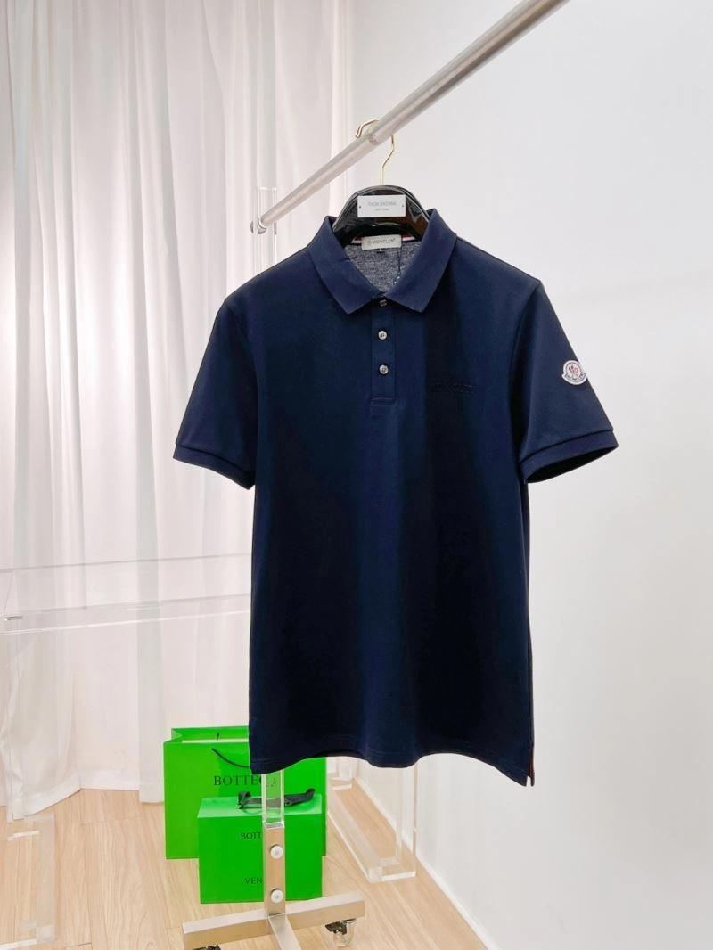 Moncler T-Shirts SmoothTexture 142236