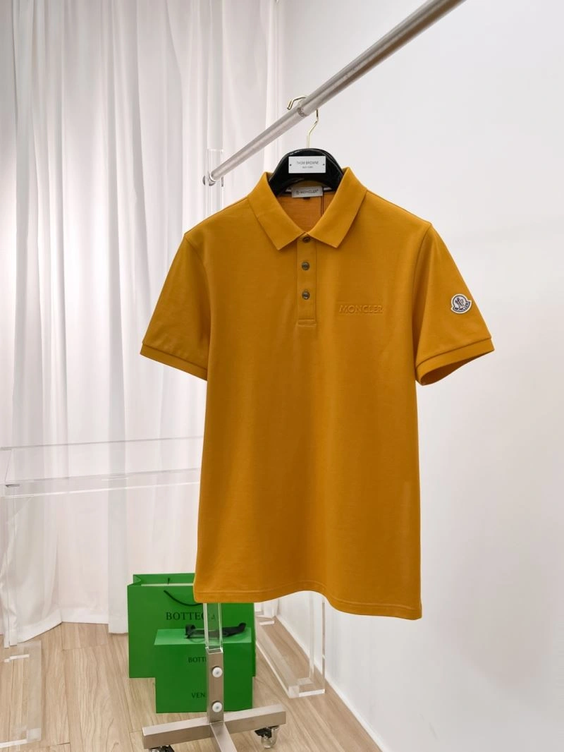 Moncler T-Shirts Vibrant 142233