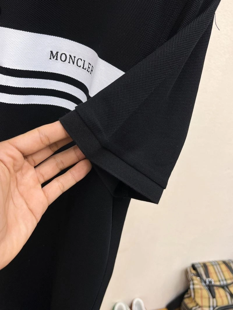 Upgraded Moncler T-Shirts 142202
