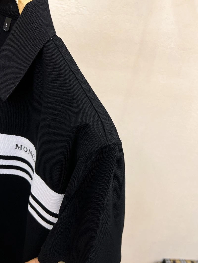 Upgraded Moncler T-Shirts 142202
