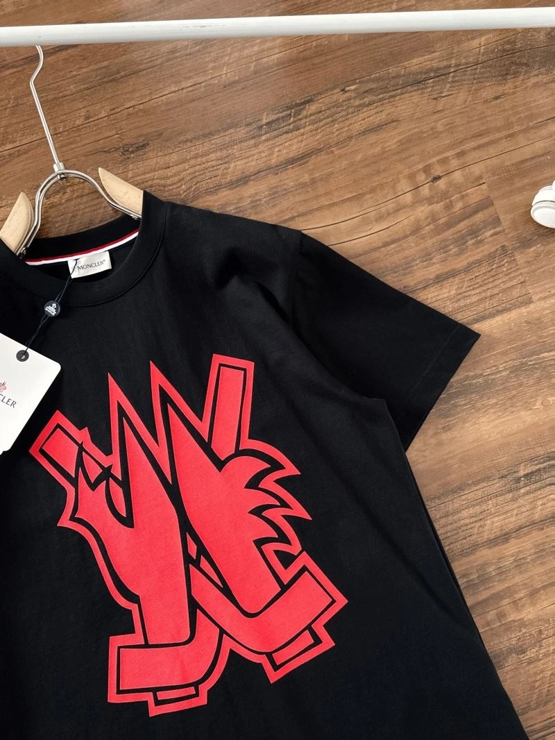 Moncler T-Shirts Colorful 142200
