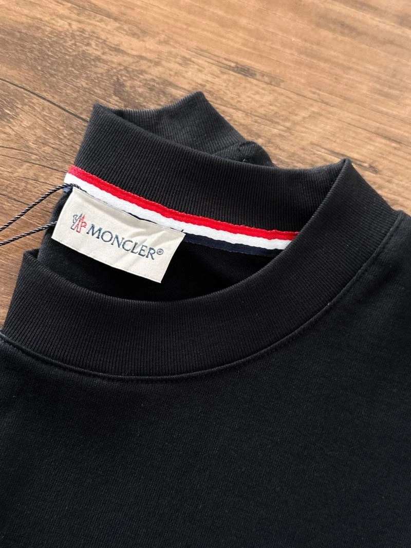 Moncler T-Shirts Colorful 142200