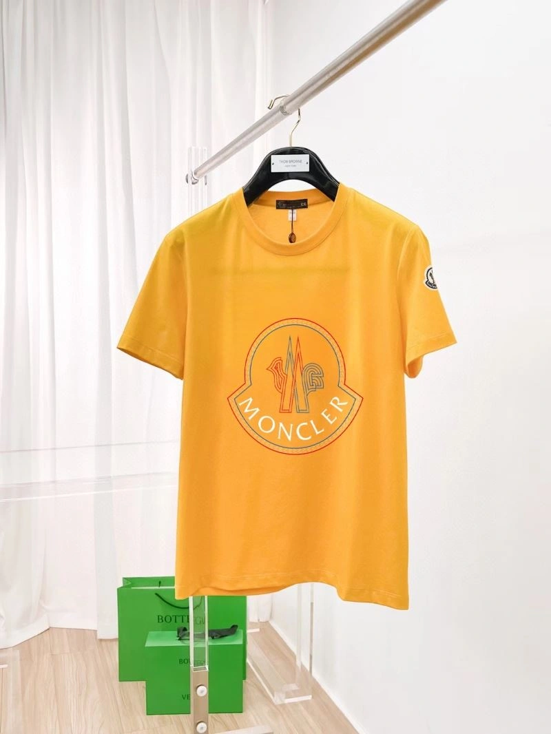 Moncler T-Shirts TechFriendly 142229