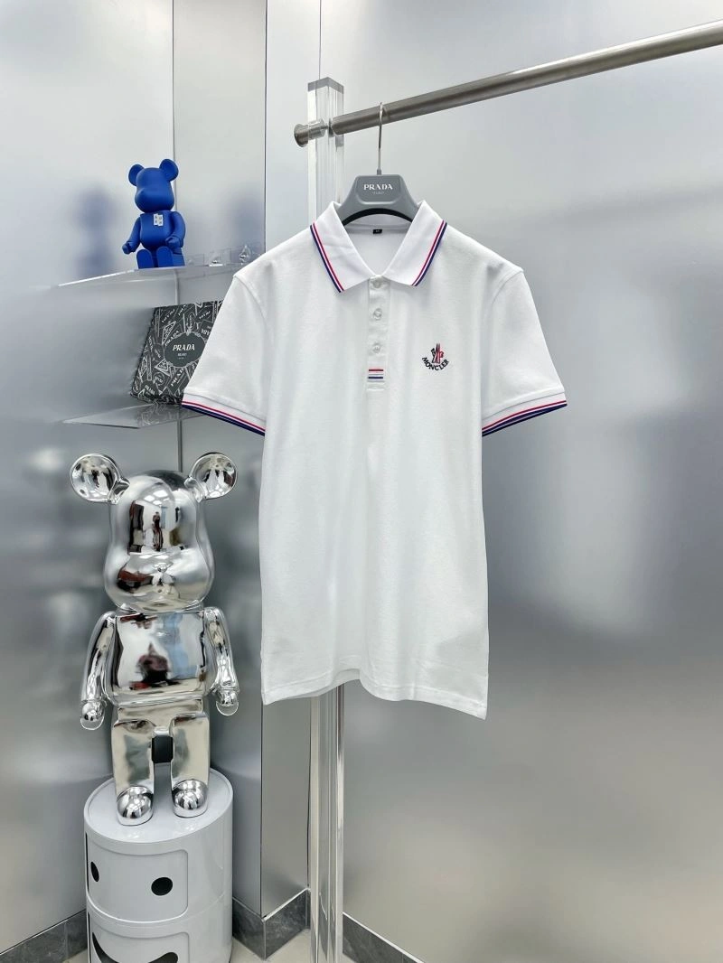 Moncler T-Shirts Soft 142208