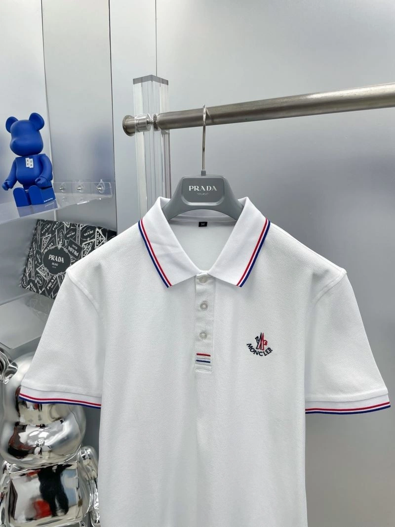 Moncler T-Shirts Soft 142208