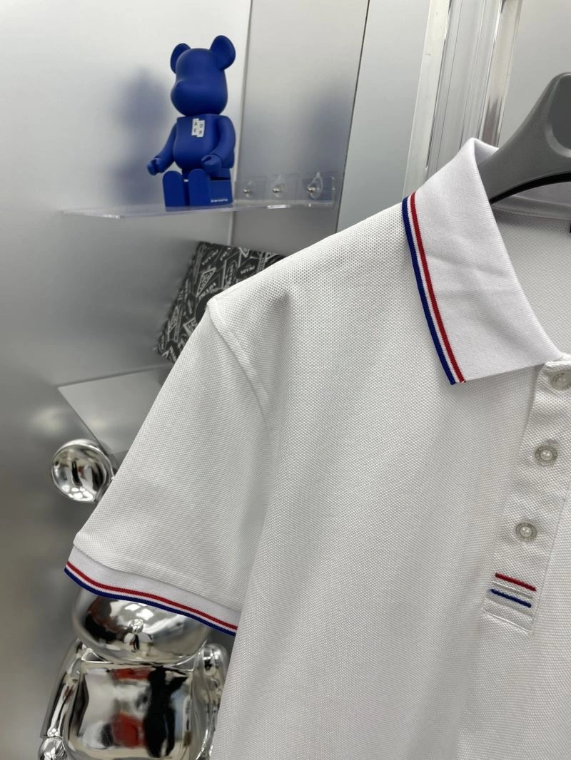 Moncler T-Shirts Soft 142208