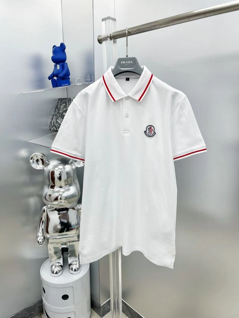Moncler T-Shirts Vibrant 142228