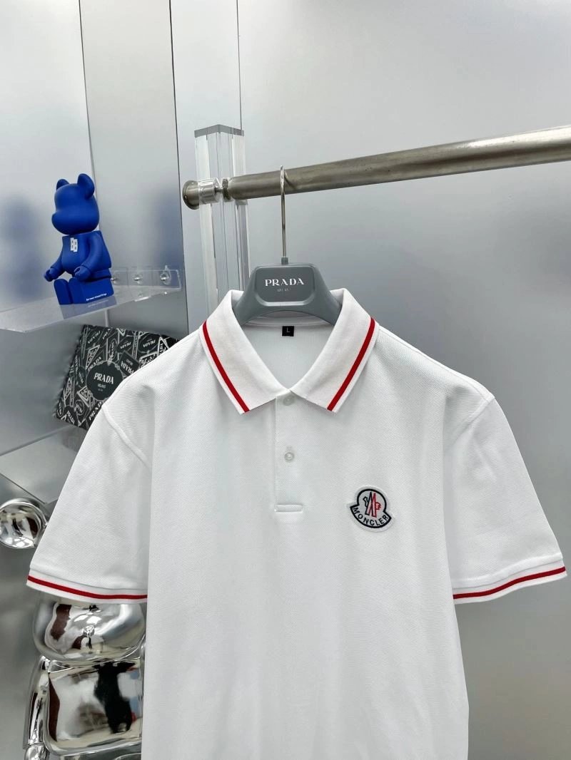 Moncler T-Shirts Vibrant 142228