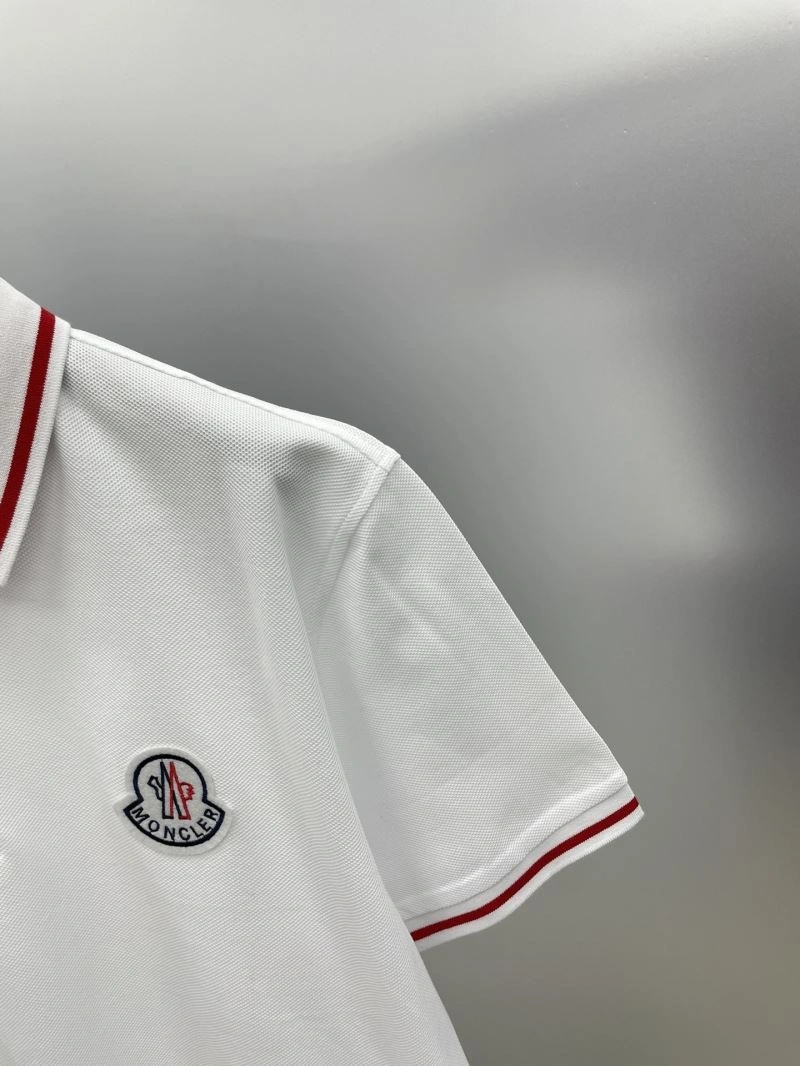 Moncler T-Shirts Vibrant 142228