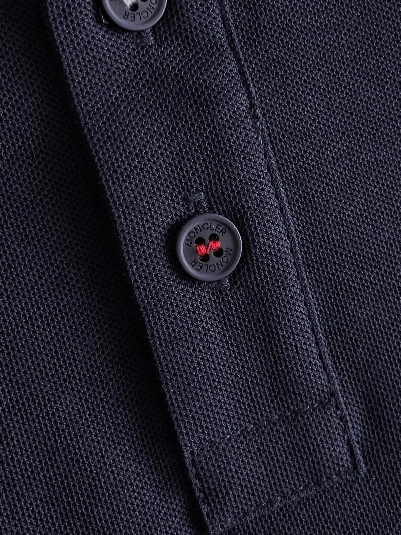 Moncler T-Shirts Lightweight 142190