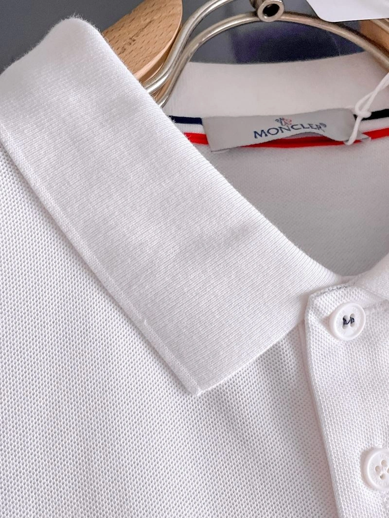 Moncler T-Shirts SunProtective 142188