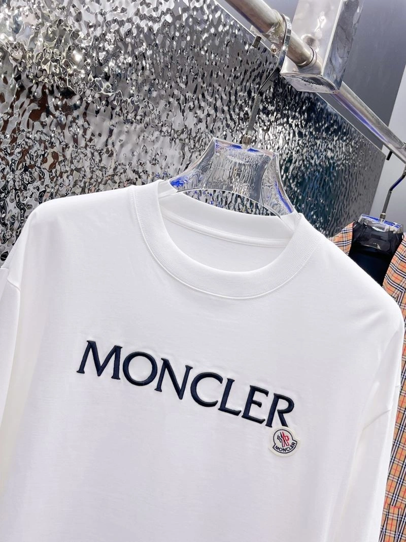 Soft Moncler T-Shirts 142187