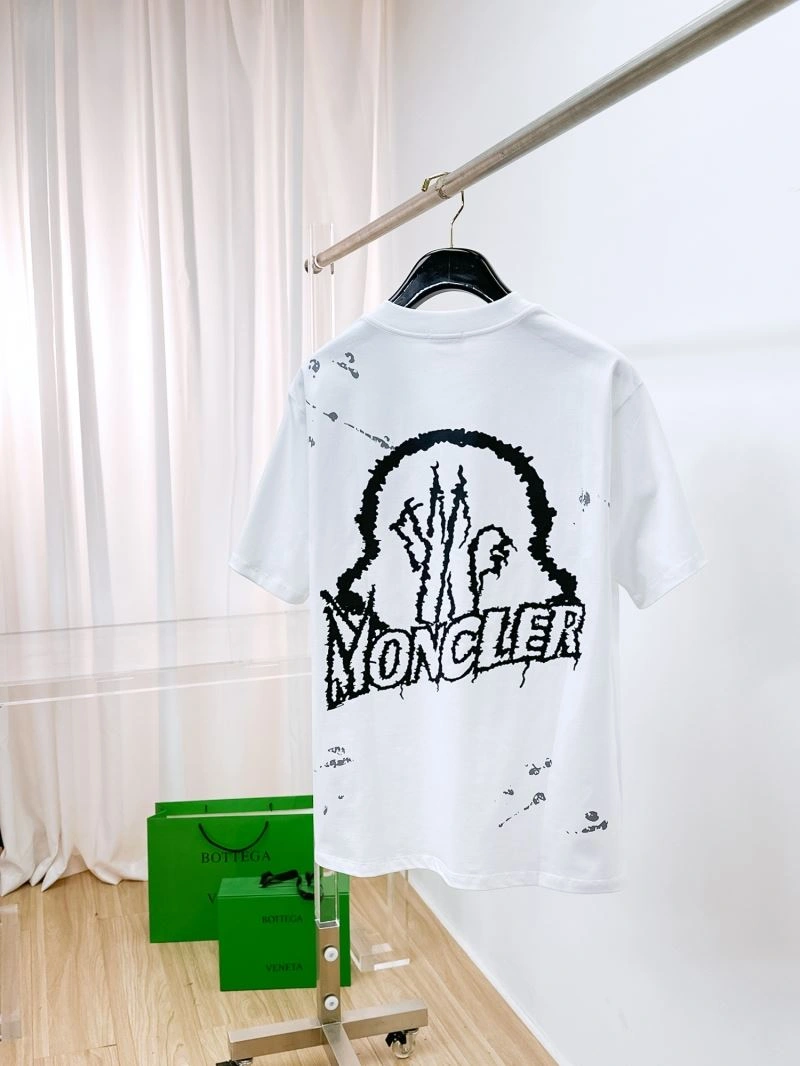 Moncler T-Shirts SunProtective 141800