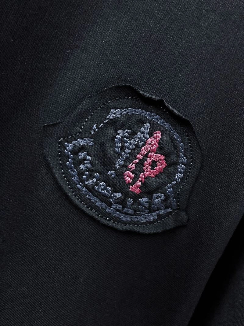 ComfortFit Moncler T-Shirts 141790