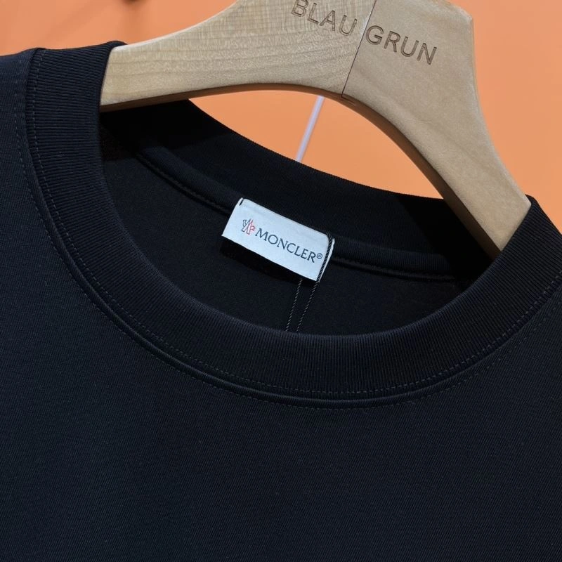 Unisex Moncler T-Shirts 141804