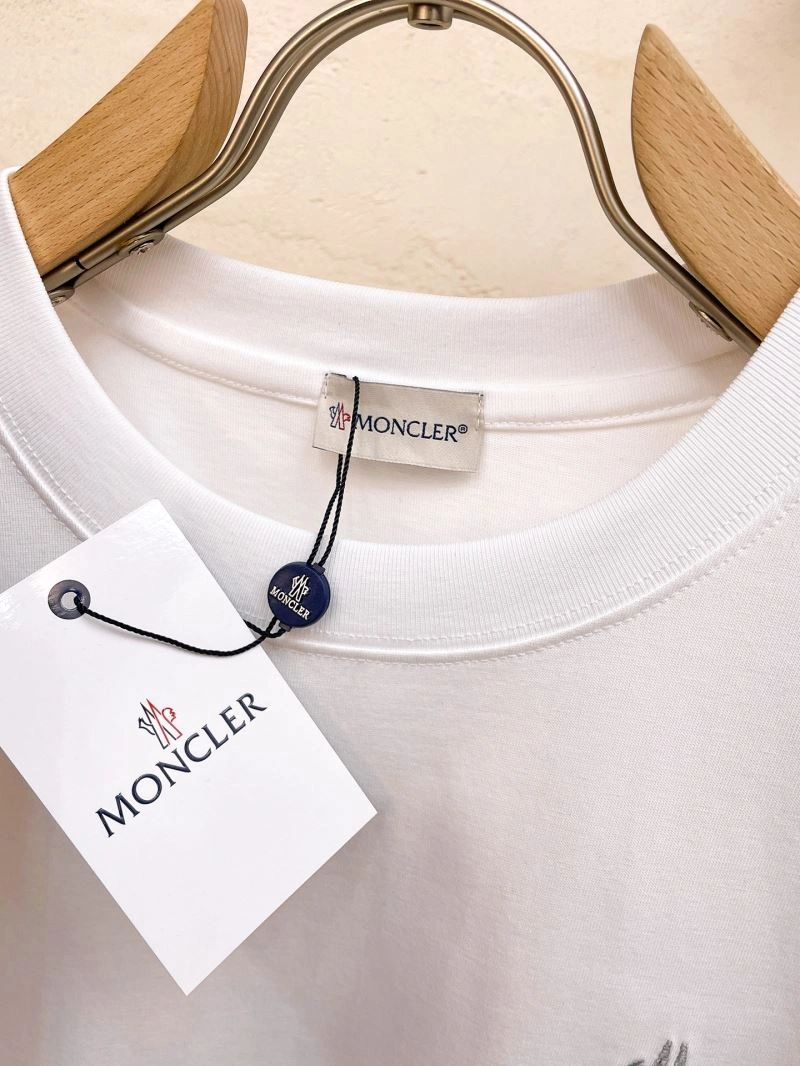 Sophisticated Moncler T-Shirts 141784