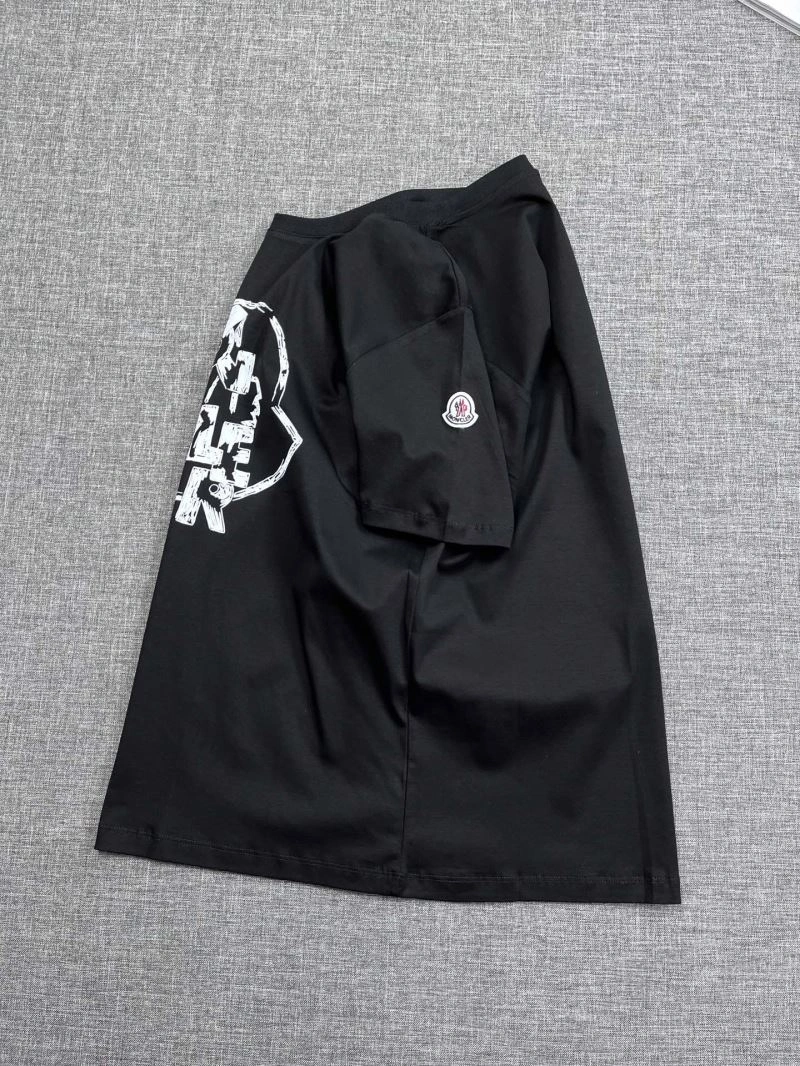 Moncler T-Shirts Supportive 141778