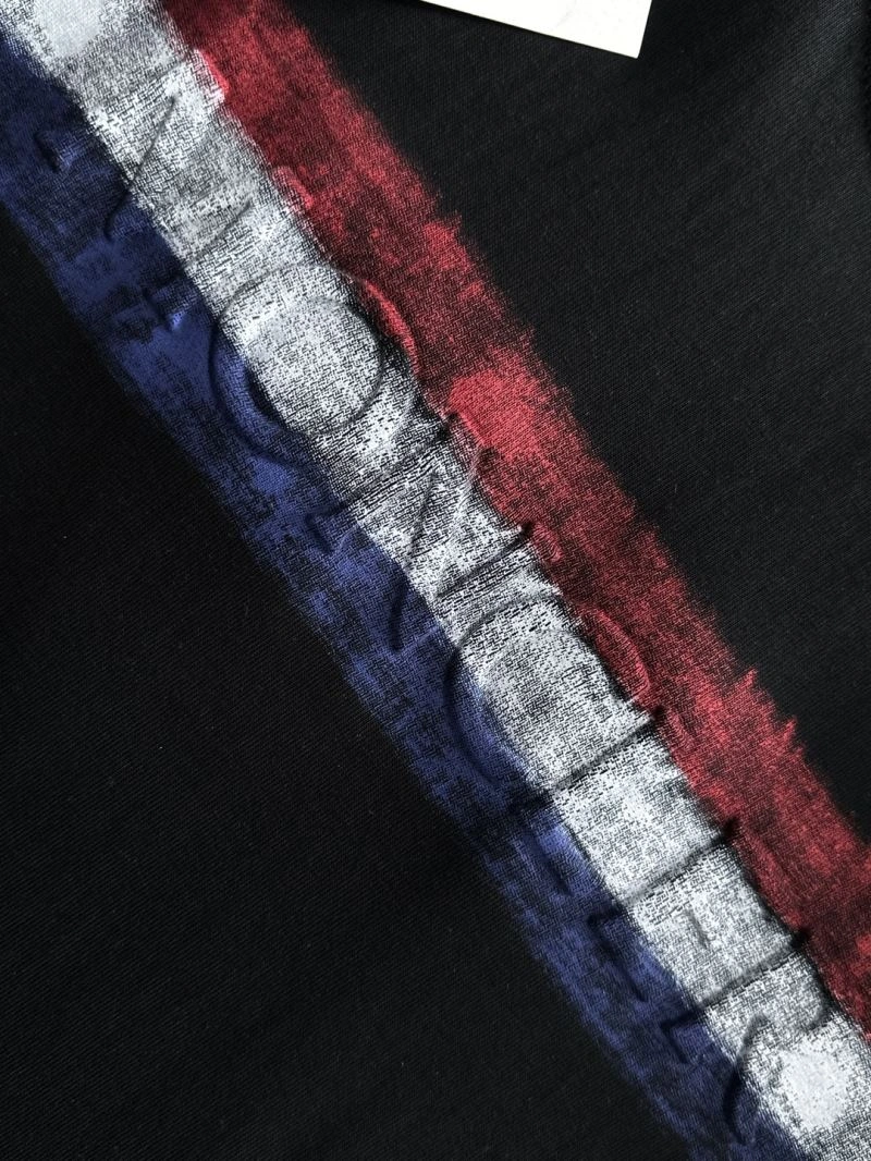 ComfortFit Moncler T-Shirts 141761