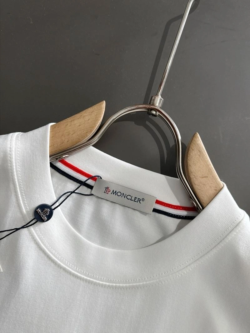 GoAnywhere Moncler T-Shirts 141763